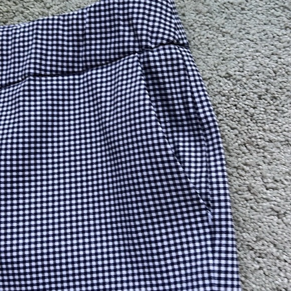 Chicos checkered pull on bermuda shorts size 1.5 nwots - Picture 2 of 3